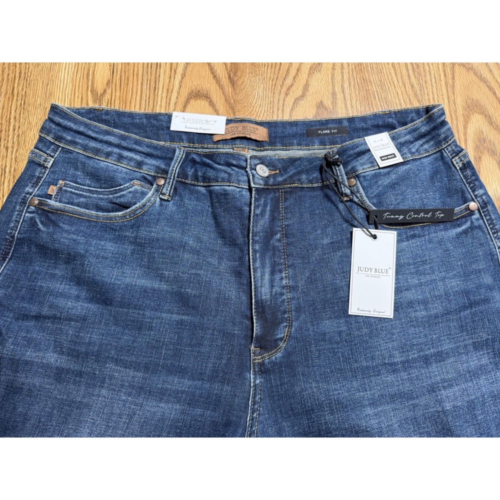 Judy Blue 20W Blue Flare Jeans High Waist Tummy Control Butt Lifting Raw Hem New - Picture 5 of 11